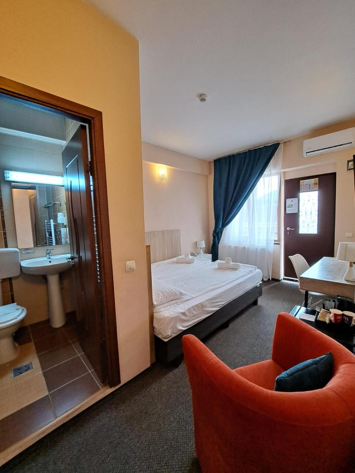 Long Street Hotel Brasov Phòng bức ảnh