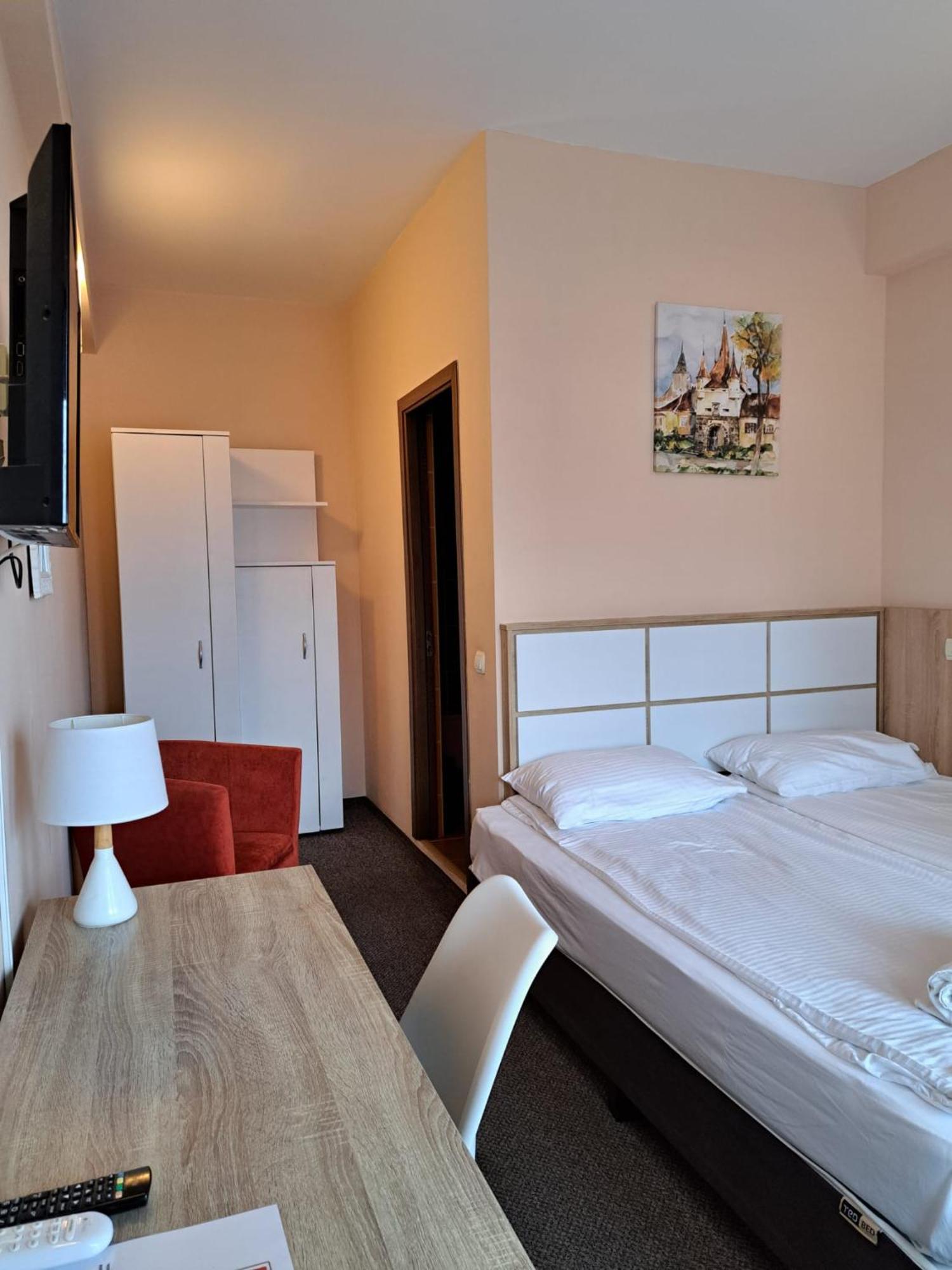 Long Street Hotel Brasov Phòng bức ảnh