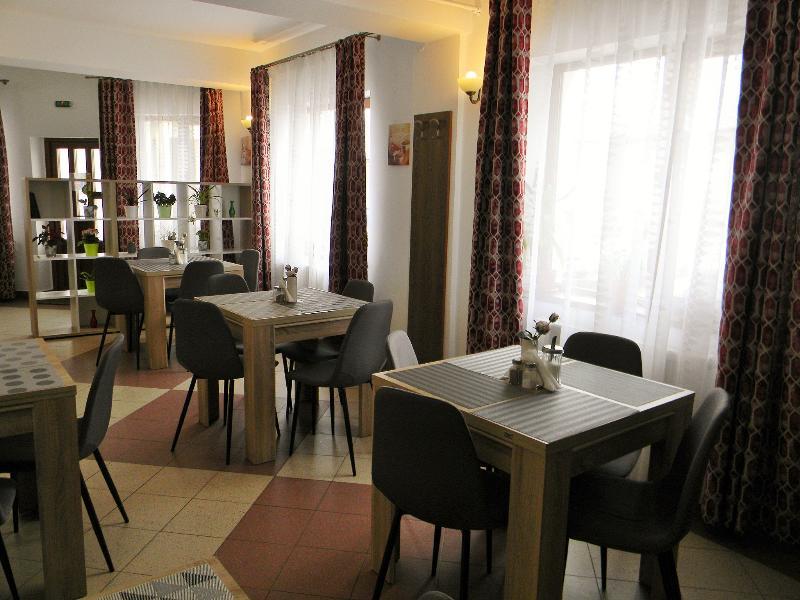 Long Street Hotel Brasov Ngoại thất bức ảnh